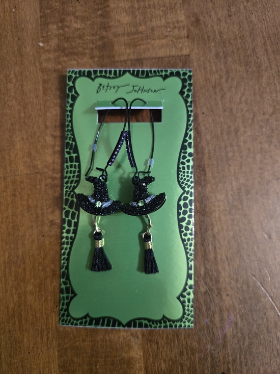 Betsey Johnson Jewelry - Betsey Johnson Black Glitter Witch Hat Earrings